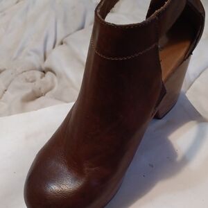 Pierre Dumas Dark Brown Ankle Booties